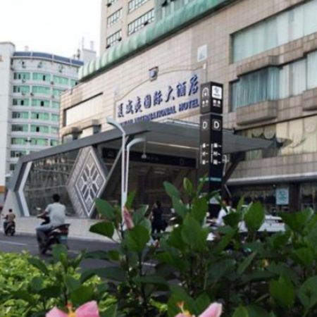 Guangxi Hawaii International Hotel Nanning Bagian luar foto