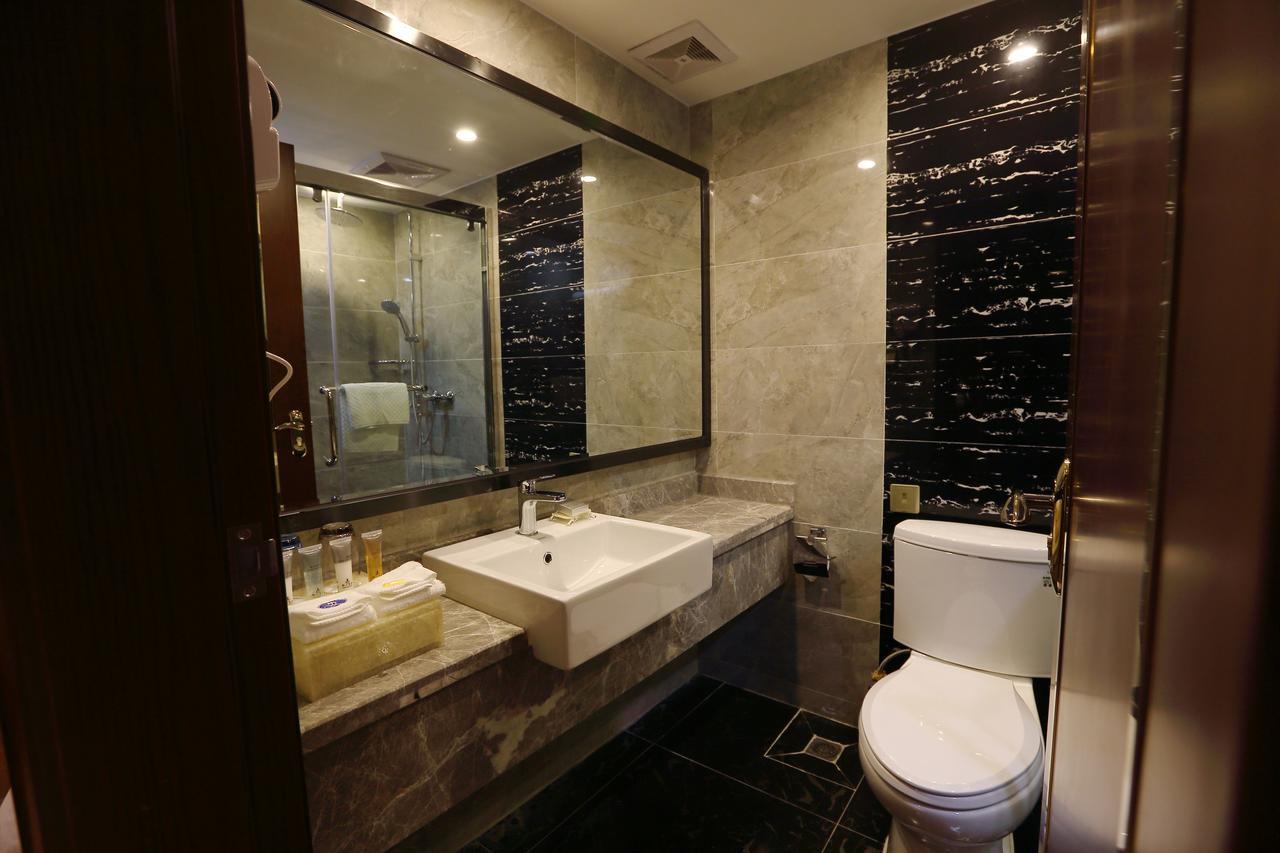 Guangxi Hawaii International Hotel Nanning Bagian luar foto