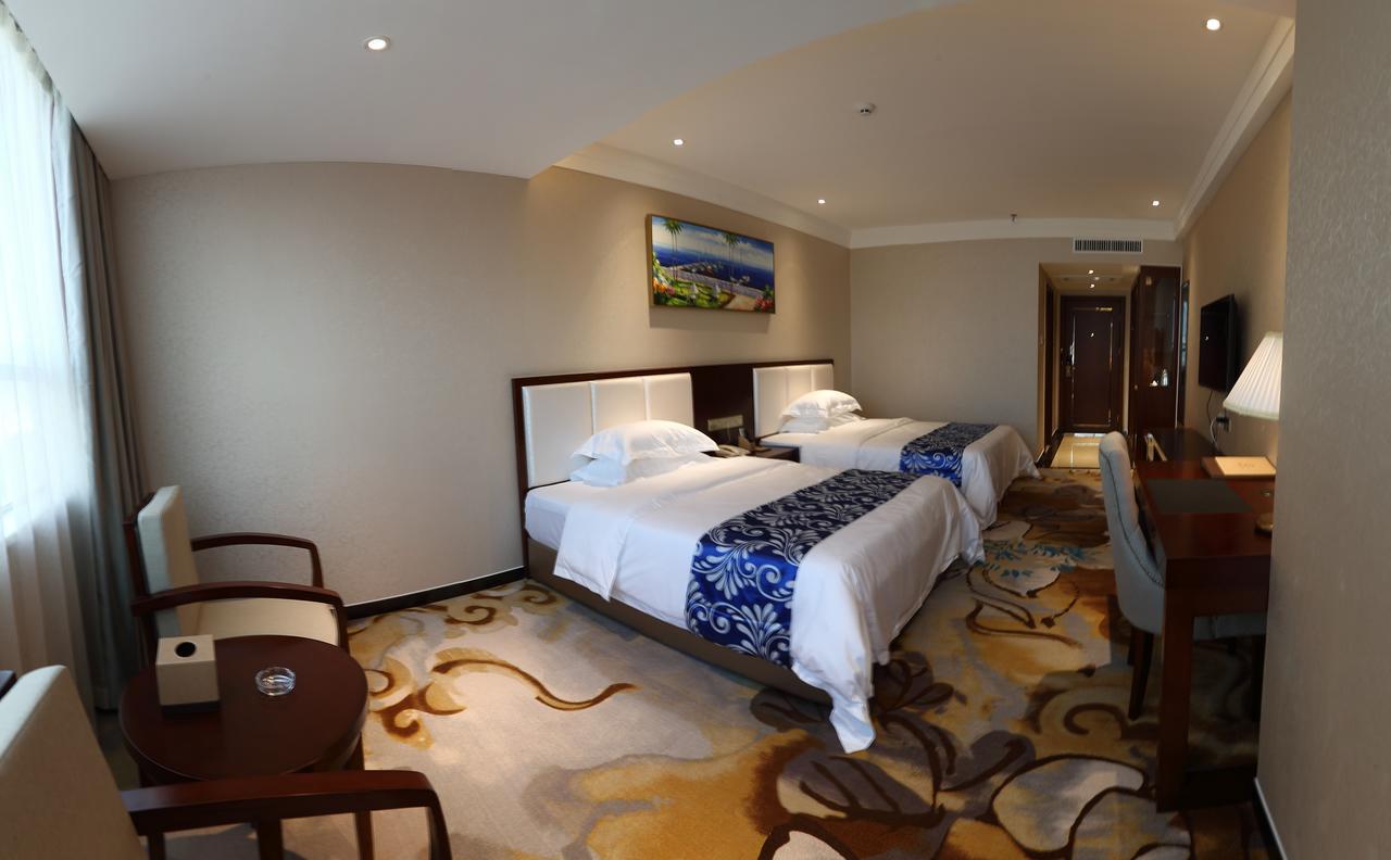 Guangxi Hawaii International Hotel Nanning Bagian luar foto