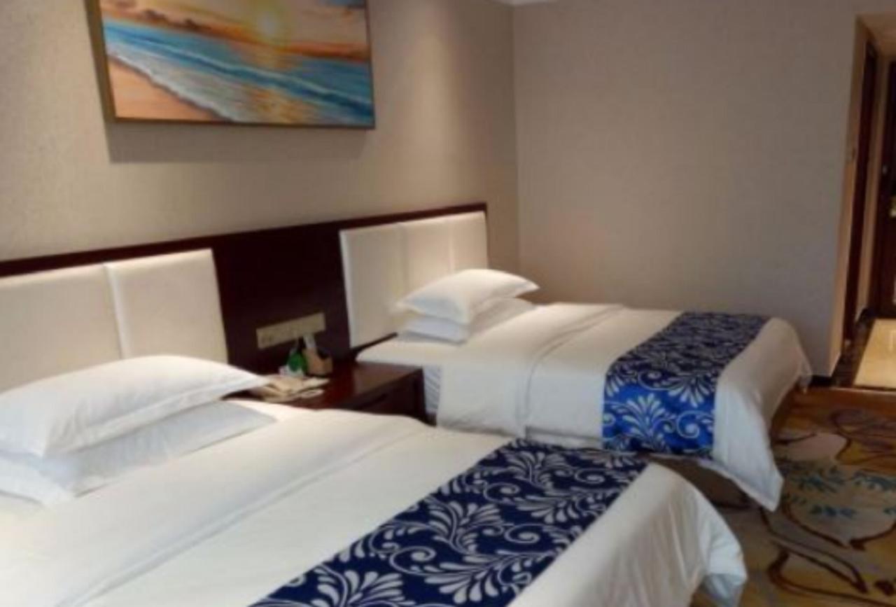 Guangxi Hawaii International Hotel Nanning Bagian luar foto
